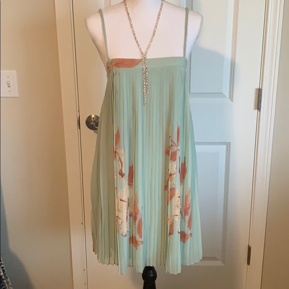 Forever 21 Dresses & Skirts - 1920’s style pleated mini dress